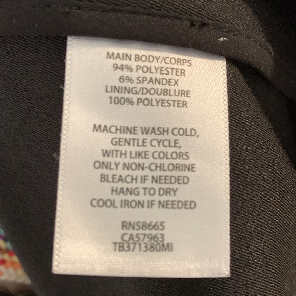 🌈Bundle any 3 items under $10 & I will offer for $10 Treasure & Bond Blazer - Picture 5 of 8